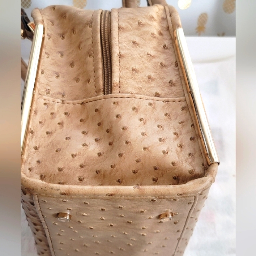 💥 IVANKA TRUMP PURSE  💥